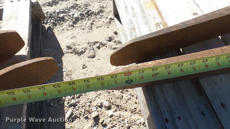 image for item ED9231 48"L x 4"W pallet forks