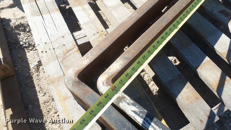 image for item ED9232 47"L x 4"W pallet forks
