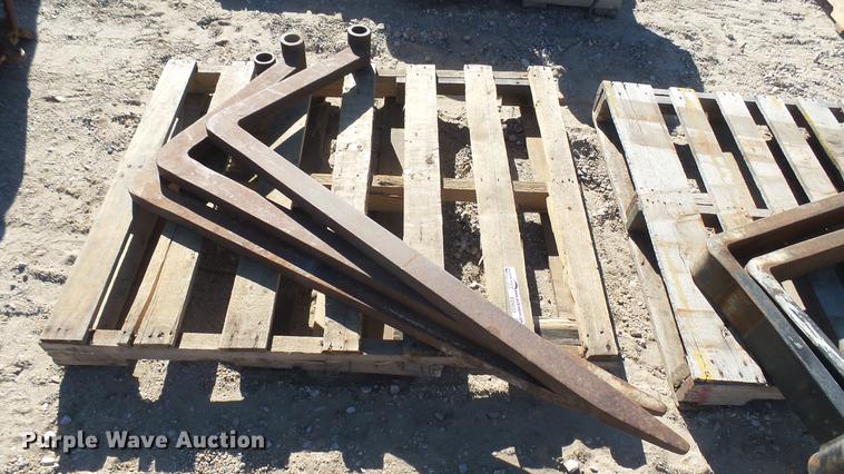 image for item ED9233 (3) 48"L forks