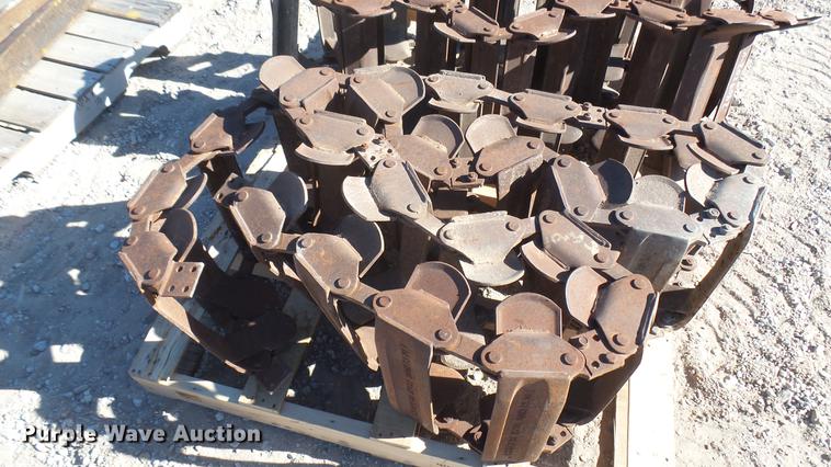image for item ED9239 Loegering 10"W skid steer tracks