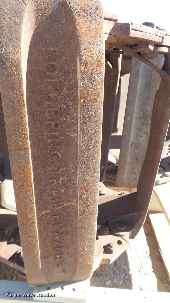 image for item ED9239 Loegering 10"W skid steer tracks