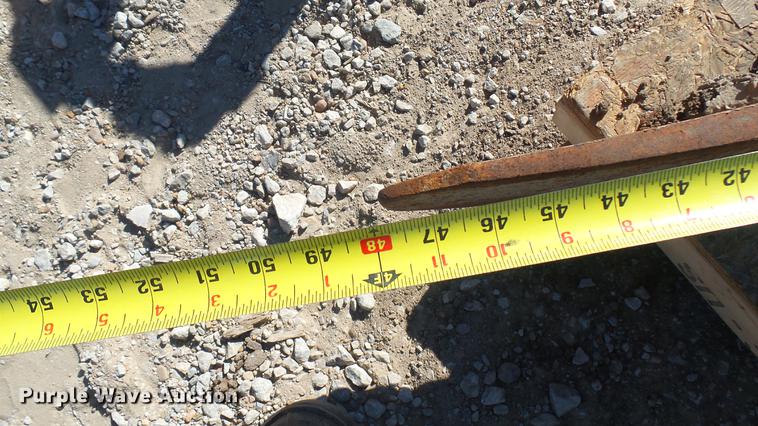 image for item ED9240 48"L x 4"W pallet fork