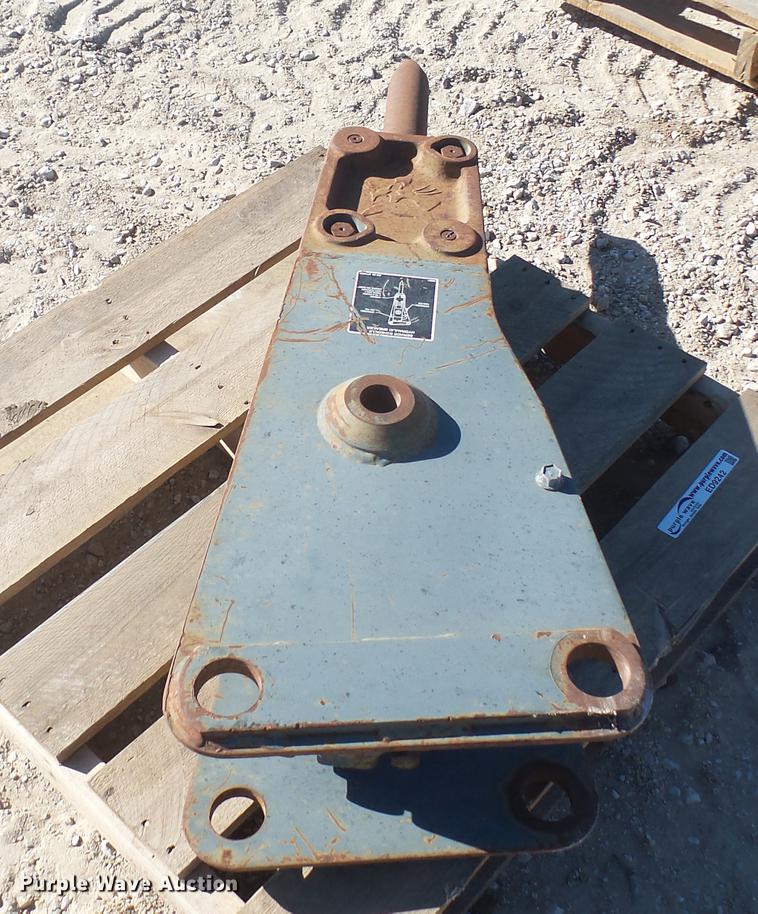 image for item ED9242 Bobcat 2570 breaker