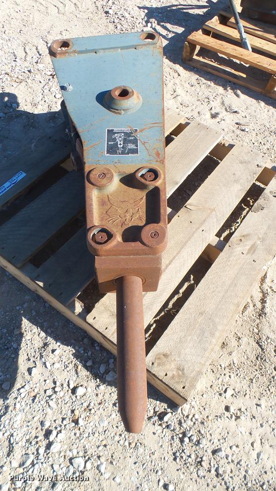 image for item ED9242 Bobcat 2570 breaker