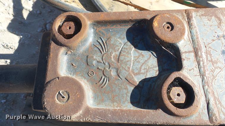 image for item ED9243 Bobcat 2560 breaker