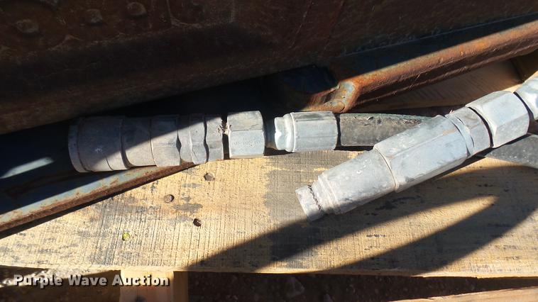 image for item ED9243 Bobcat 2560 breaker