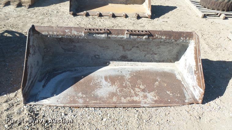image for item ED9246 68"W skid steer bucket