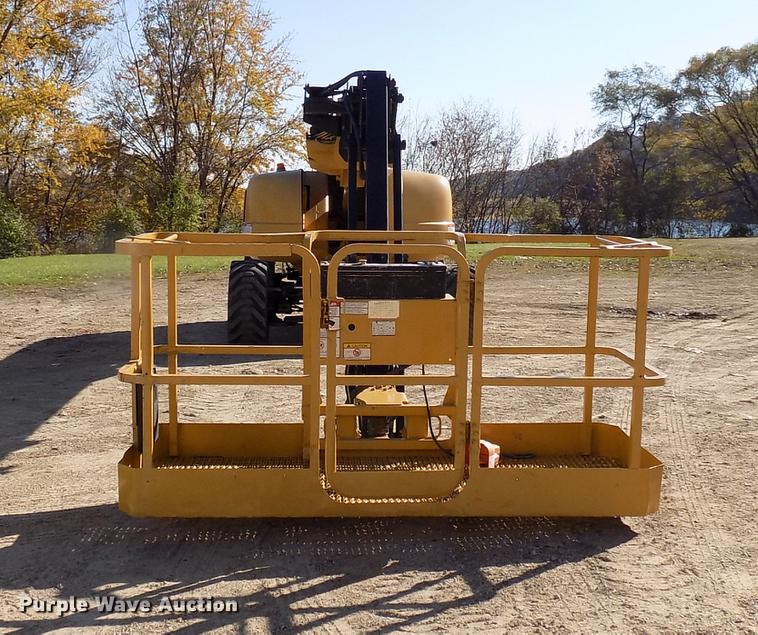 image for item EE9272 1999 Grove MZ72DXT boom lift