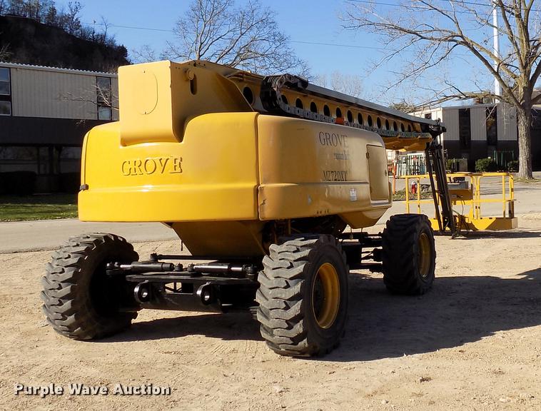 image for item EE9272 1999 Grove MZ72DXT boom lift