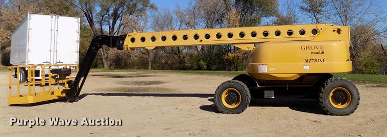 image for item EE9272 1999 Grove MZ72DXT boom lift