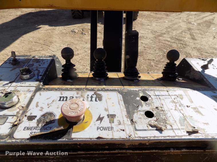 image for item EE9272 1999 Grove MZ72DXT boom lift