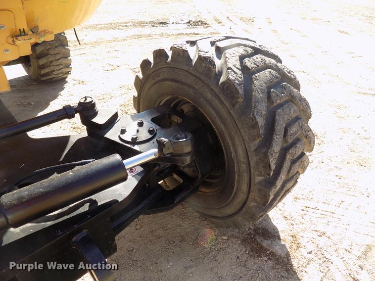 image for item EE9272 1999 Grove MZ72DXT boom lift