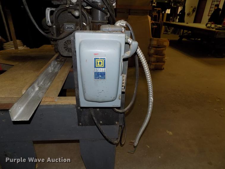 image for item EE9273 Dewalt GE radial arm saw