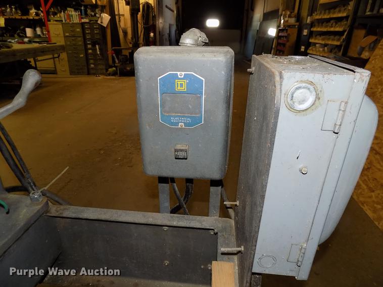 image for item EE9273 Dewalt GE radial arm saw