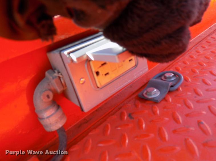 image for item EE9277 2000 Sky Jack SJIII 3219 scissor lift