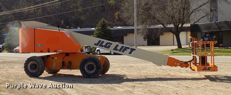 image for item EE9284 2000 JLG 601S boom lift