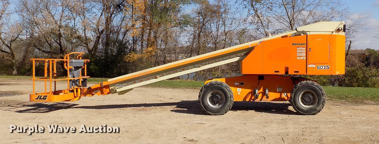 image for item EE9284 2000 JLG 601S boom lift