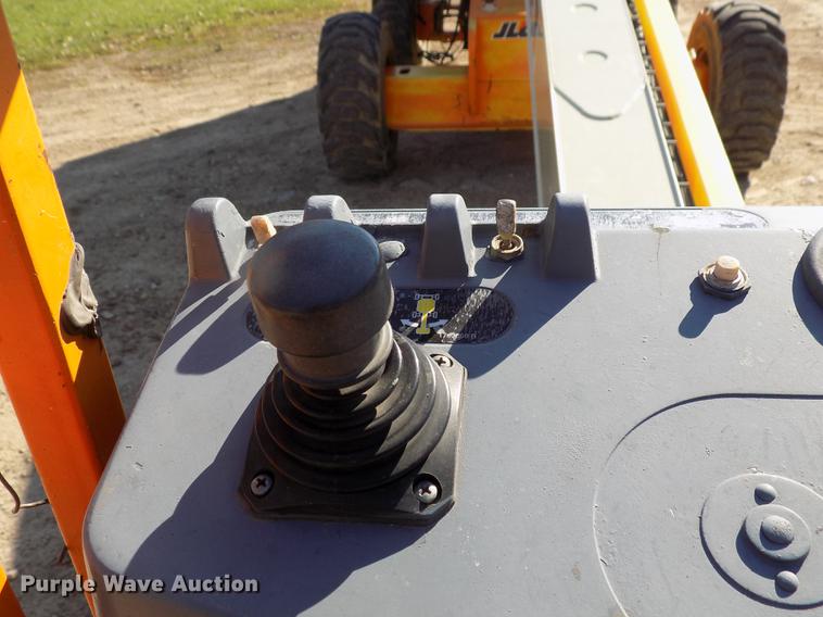 image for item EE9284 2000 JLG 601S boom lift