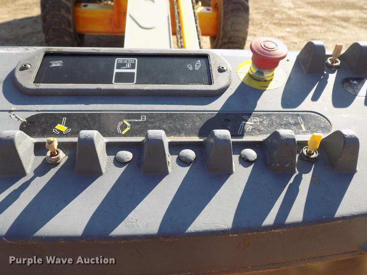 image for item EE9284 2000 JLG 601S boom lift