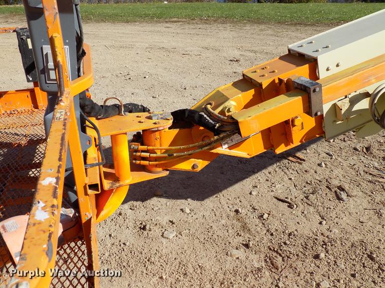 image for item EE9284 2000 JLG 601S boom lift