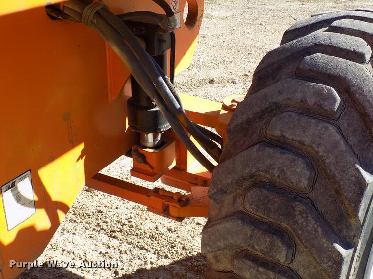 image for item EE9284 2000 JLG 601S boom lift