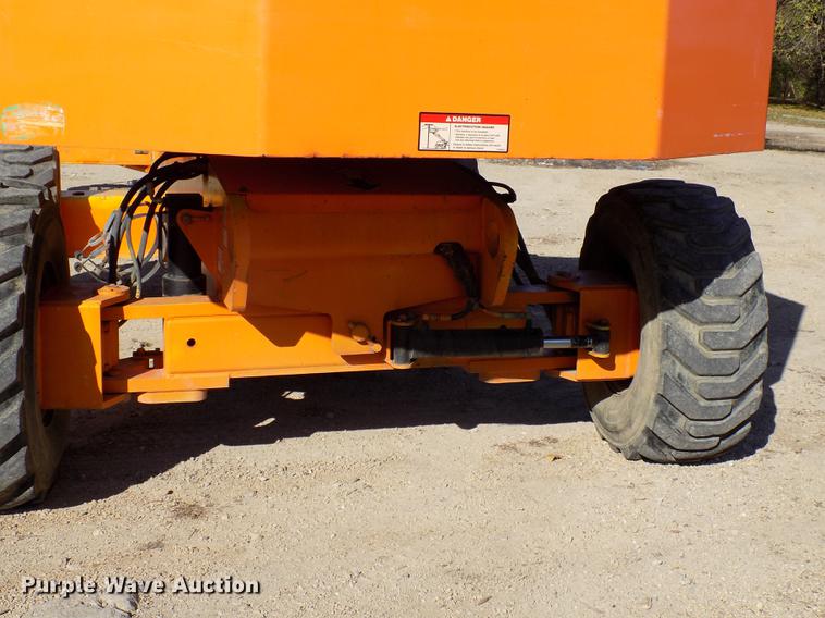 image for item EE9284 2000 JLG 601S boom lift