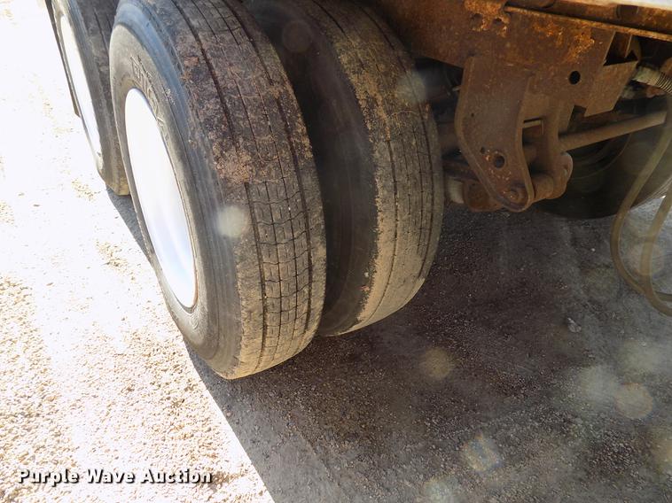 image for item EE9286 1994 Great Dane 7311TJWA dry van trailer