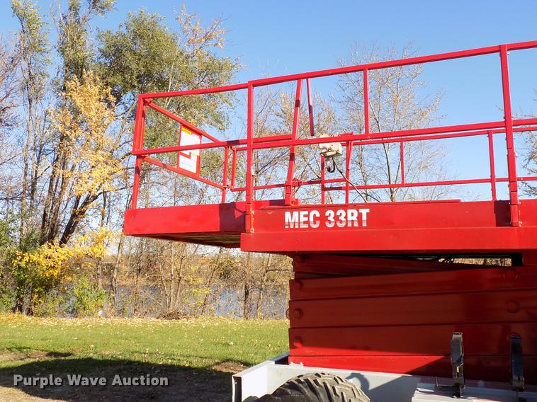 image for item EE9287 1996 Mec 33RT rough terrain scissor lift