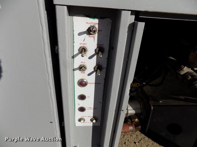 image for item EE9287 1996 Mec 33RT rough terrain scissor lift