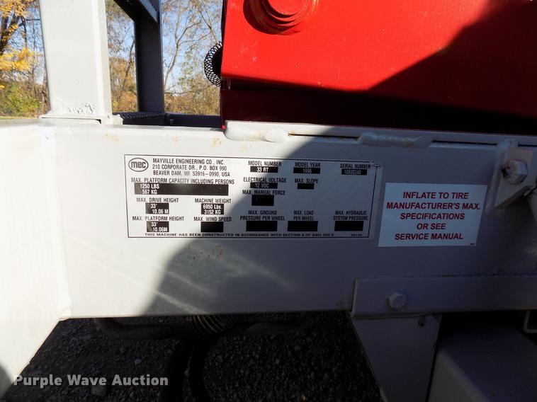 image for item EE9287 1996 Mec 33RT rough terrain scissor lift