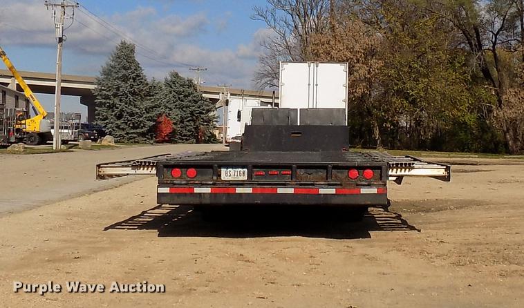 image for item EE9313 1992 Muv-All 4860FTD  double drop deck equipment trailer