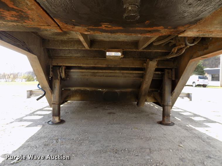 image for item EE9313 1992 Muv-All 4860FTD  double drop deck equipment trailer