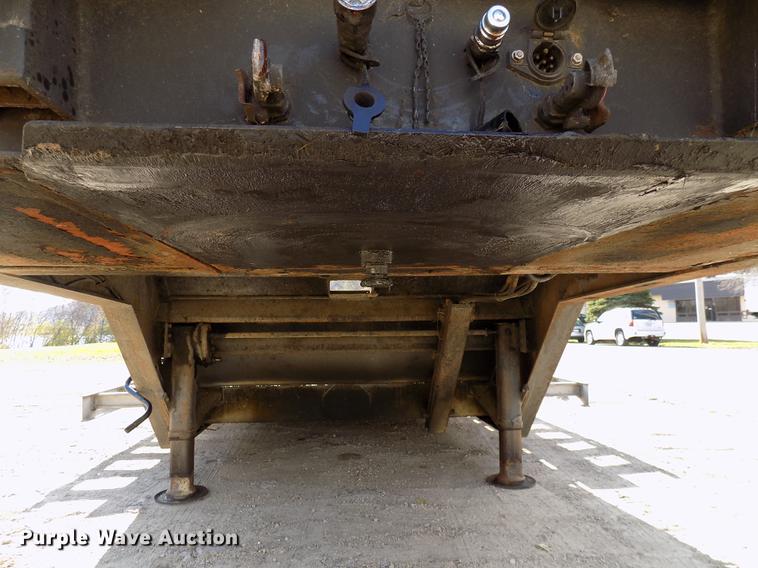 image for item EE9313 1992 Muv-All 4860FTD  double drop deck equipment trailer