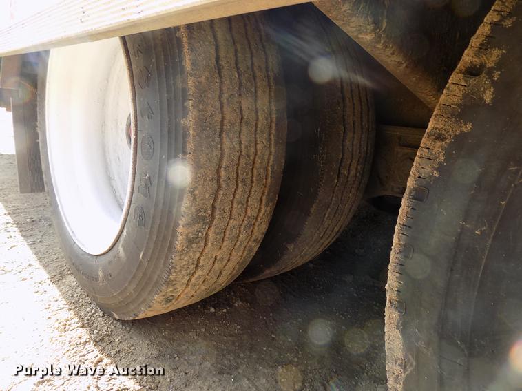 image for item EE9313 1992 Muv-All 4860FTD  double drop deck equipment trailer