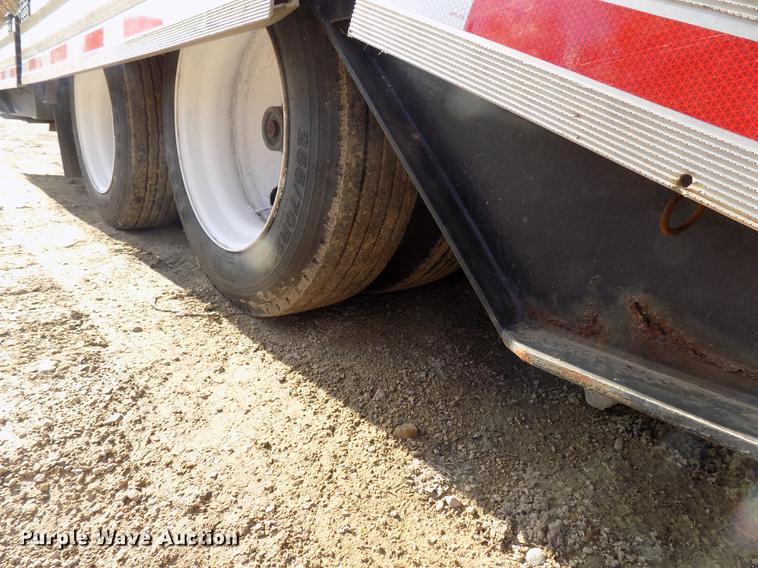 image for item EE9313 1992 Muv-All 4860FTD  double drop deck equipment trailer