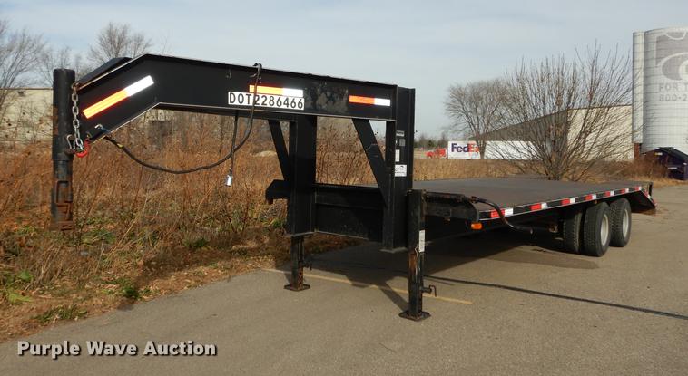 image for item J5616 2007 Bohnert equipment trailer