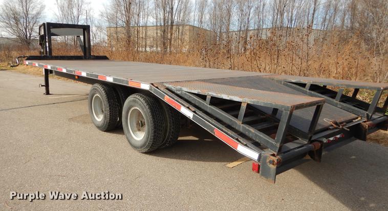 image for item J5616 2007 Bohnert equipment trailer