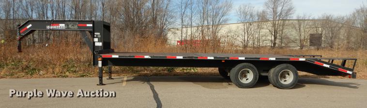 image for item J5616 2007 Bohnert equipment trailer