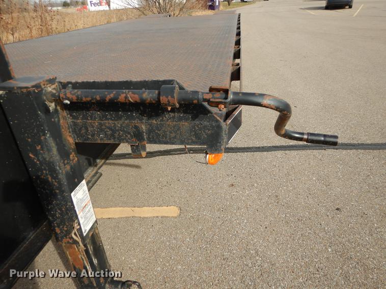 image for item J5616 2007 Bohnert equipment trailer
