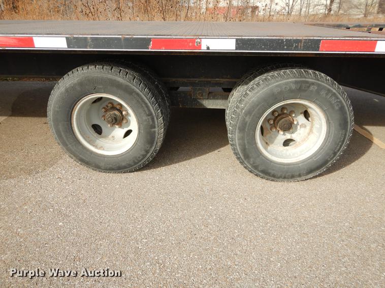 image for item J5616 2007 Bohnert equipment trailer