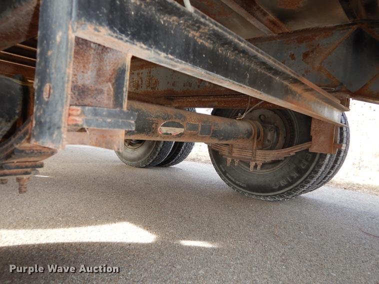 image for item J5616 2007 Bohnert equipment trailer