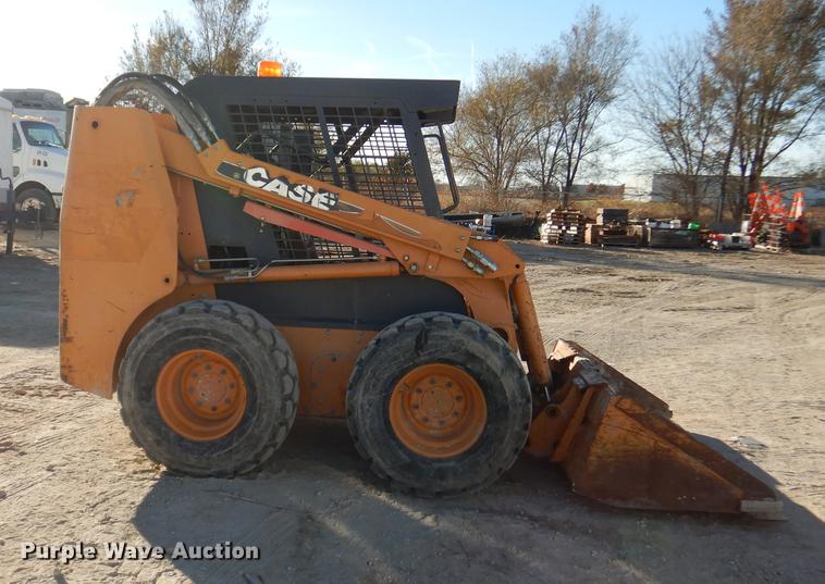 image for item K5781 2004 Case 60XT skid steer