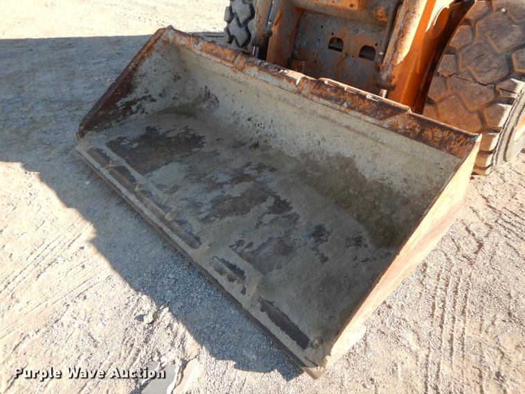 image for item K5781 2004 Case 60XT skid steer