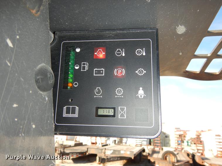 image for item K5781 2004 Case 60XT skid steer