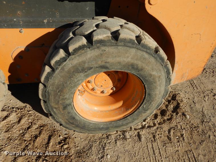 image for item K5781 2004 Case 60XT skid steer