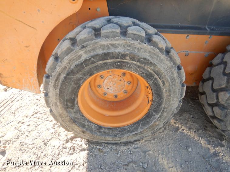 image for item K5781 2004 Case 60XT skid steer