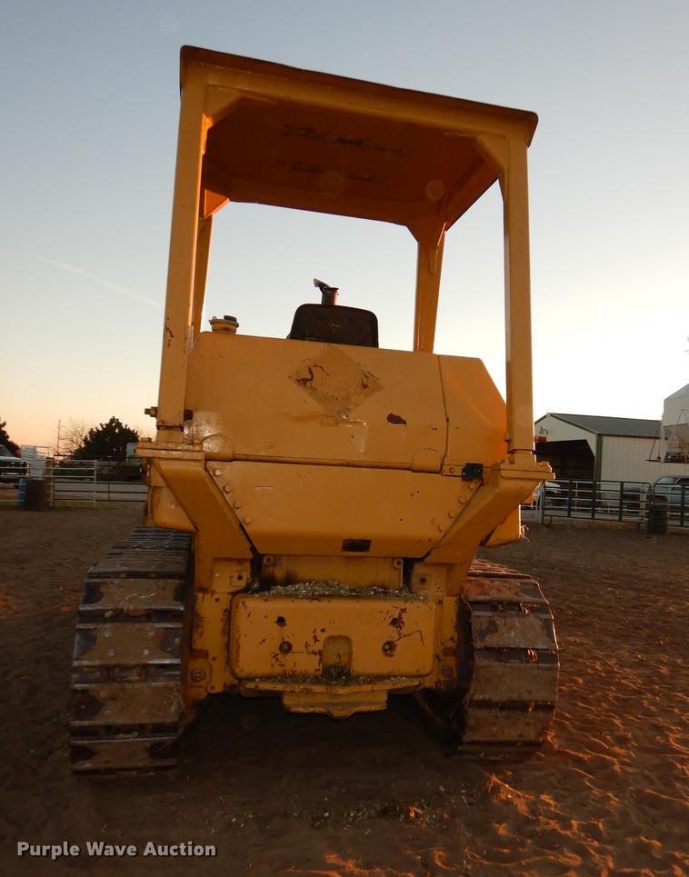 image for item K5785 1976 Caterpillar 955L track loader