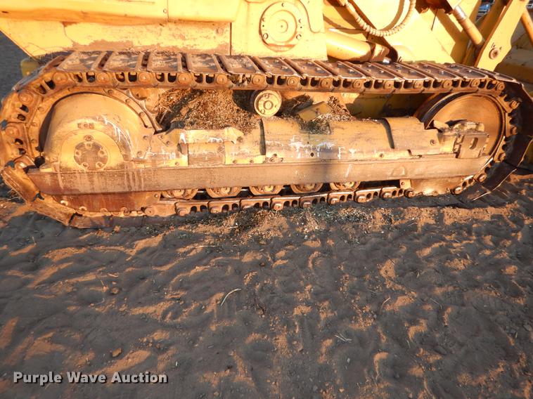 image for item K5785 1976 Caterpillar 955L track loader