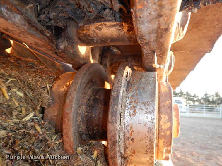 image for item K5785 1976 Caterpillar 955L track loader