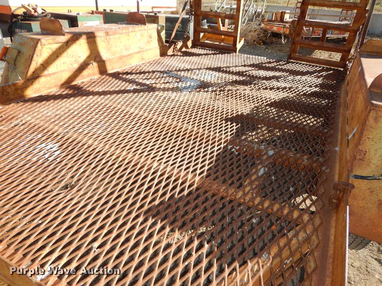 image for item K5797 1989 Nodine equipment trailer